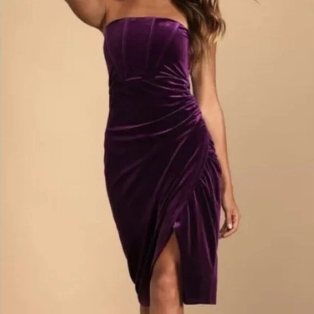 Lulu's Strapless Dress in Rich Purple Velvet
